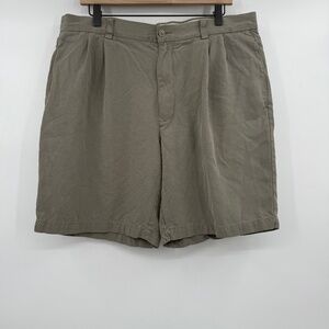 Tommy Bahama Shorts Men 36 Gray Green Silk Pleated 8.5" Inseam Vacation Resort
